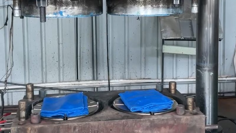 东莞精密冲压模具定制：揭秘其核心工艺与选型要点