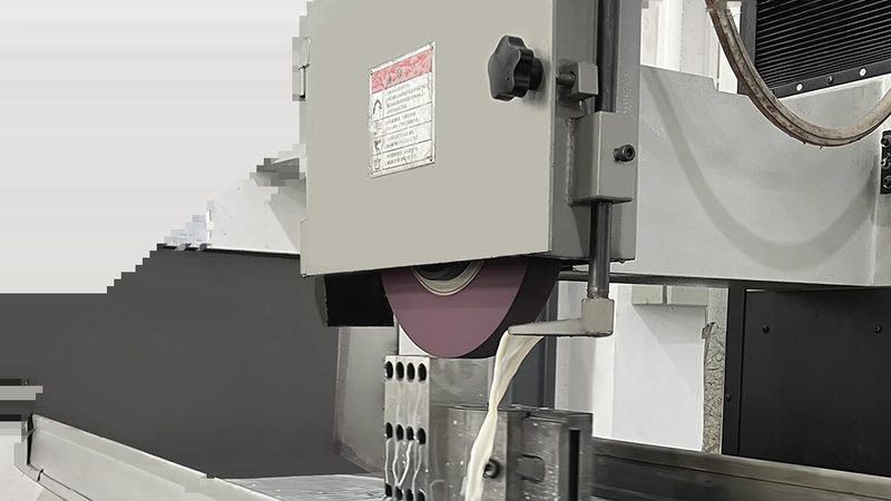 冲压模具材料价格的影响因素与选择要点