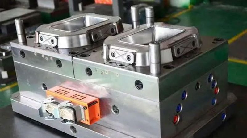 电子接插件冲压模具：揭秘报价背后的关键因素**