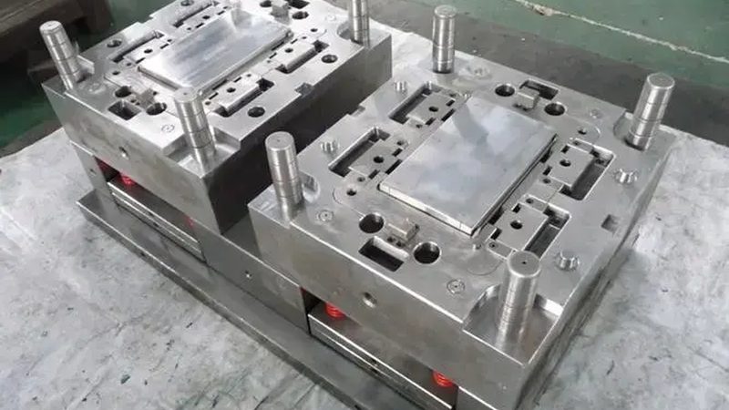 精密注塑模具定制：揭秘其核心技术与选型要点**